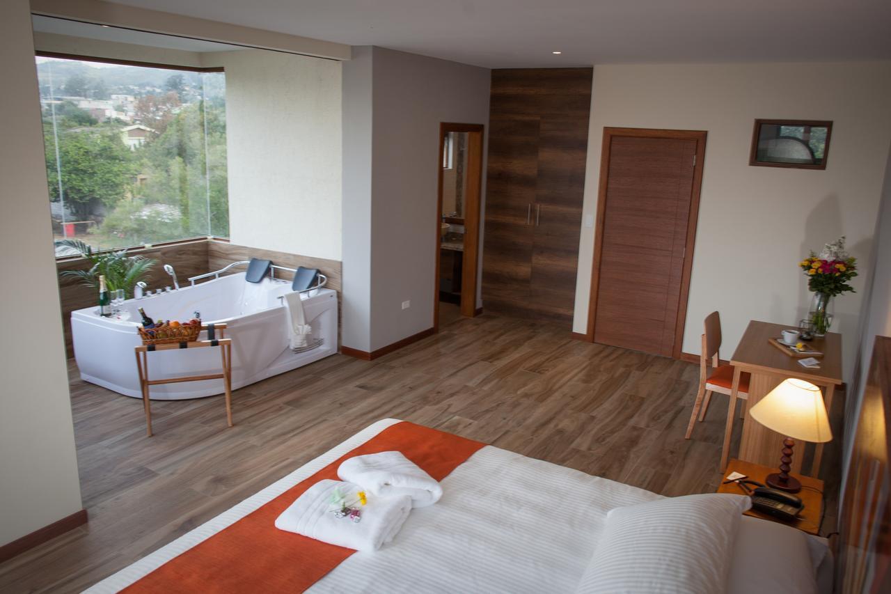 Ilalo Garden Hotel & Restaurant Quito Zewnętrze zdjęcie